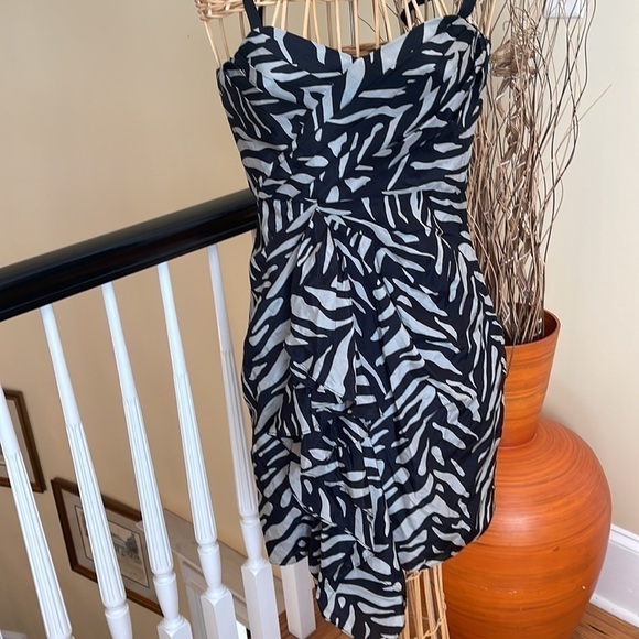 Laila Azahar black and grey dress - Picture 2 of 9